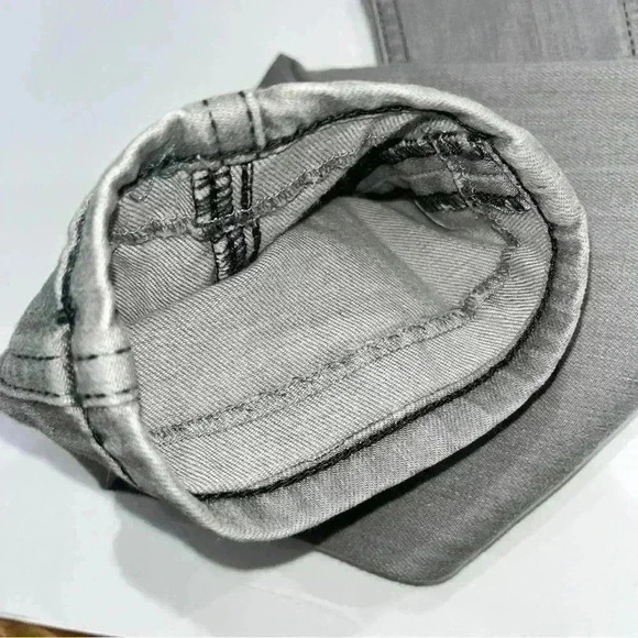 Marc by Marc Jacobs Grey center seam jeans with front zip pockets, back pockets - Picture 4 of 11